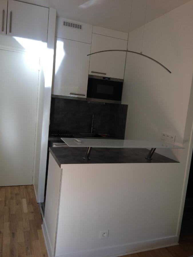 Trés Beau Studio  Neuilly-sur-Seine Exterior foto